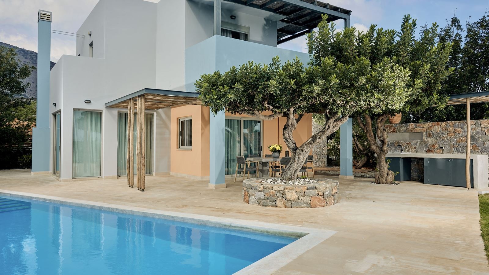 rooms-domes-private-residences-three-bedrooms-with-private-pool