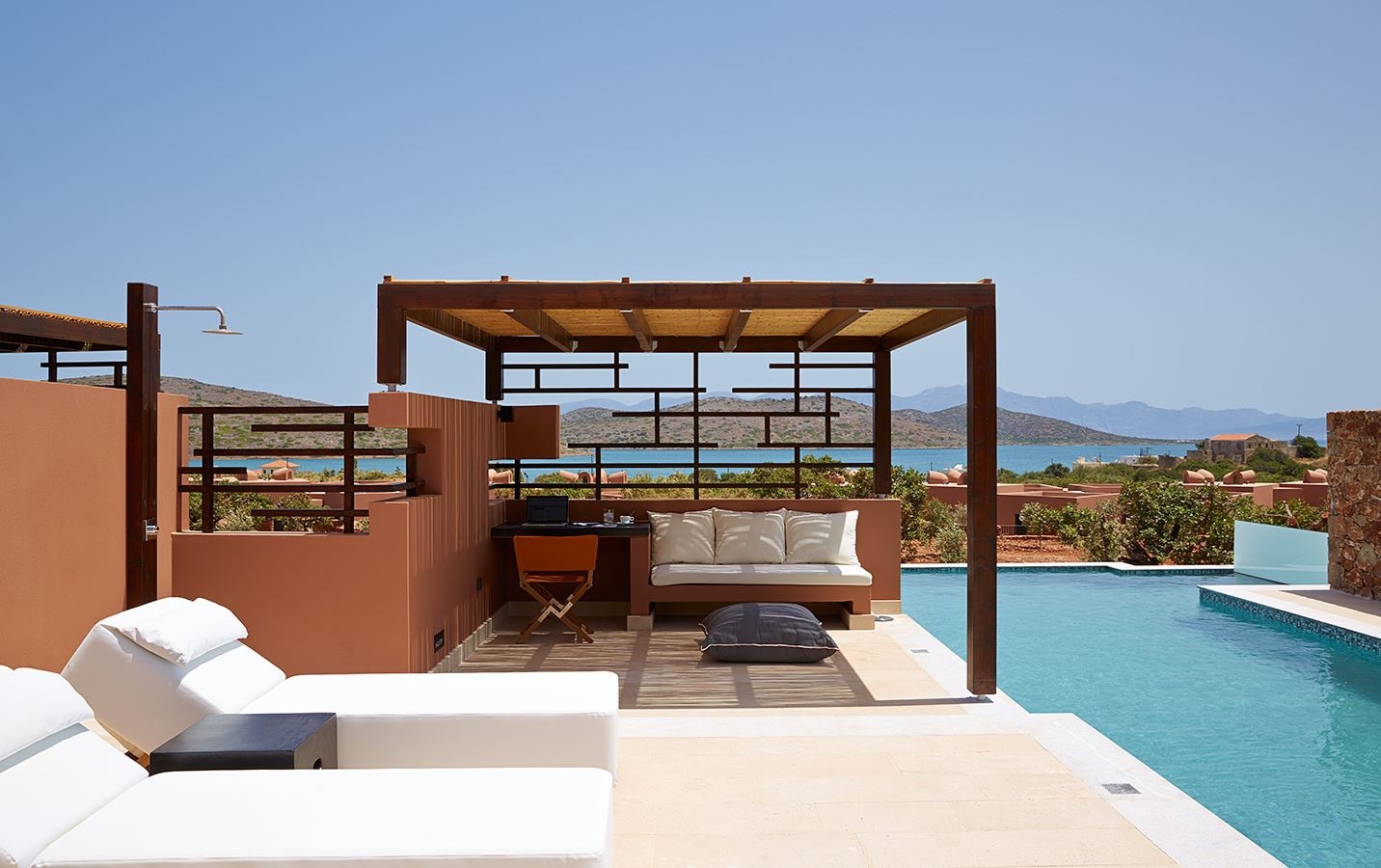 rooms-domes-luxury-residences-four-bedrooms-with-private-pool