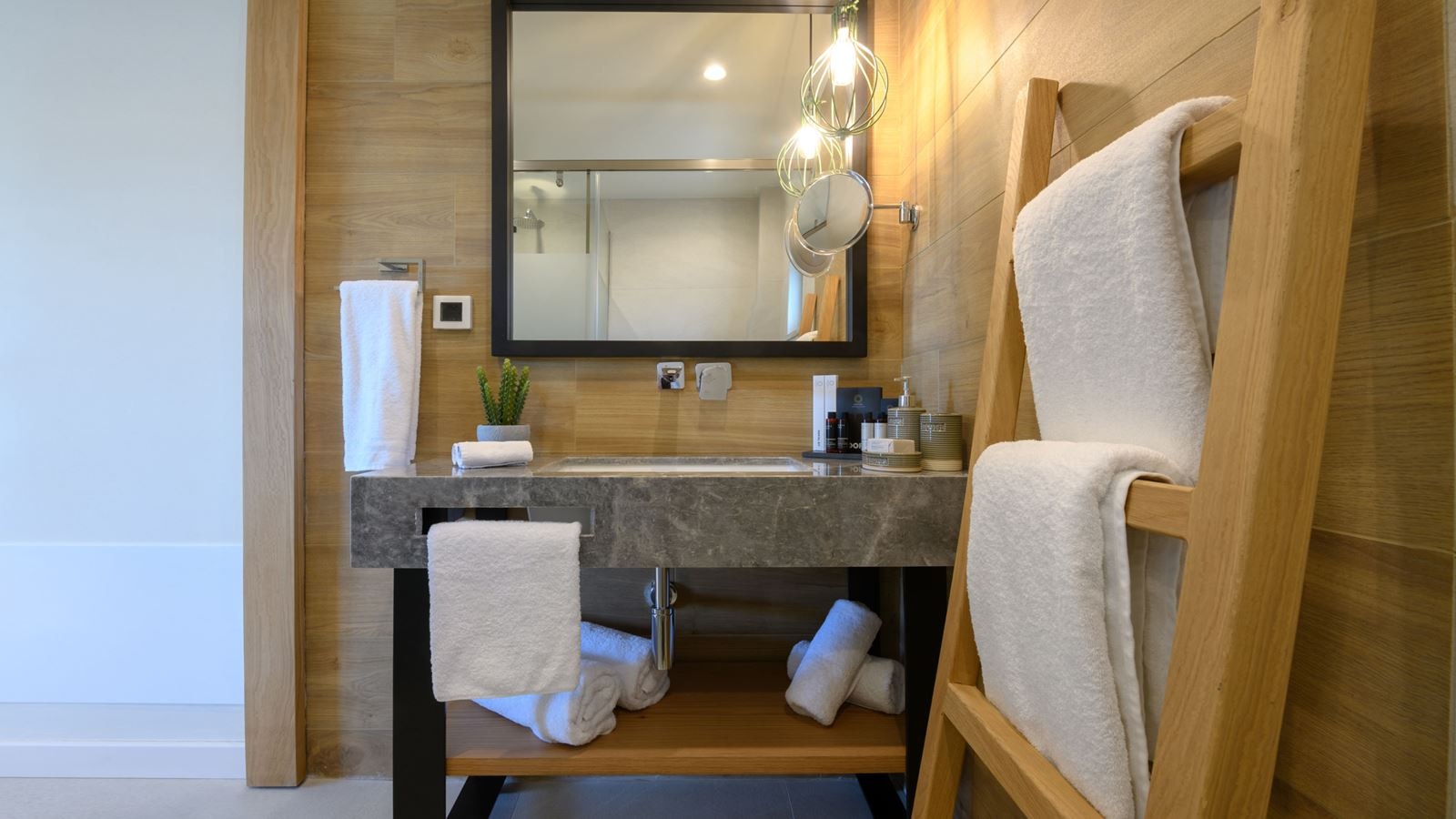 rooms-domes-private-residences-two-bedrooms-with-private-pool