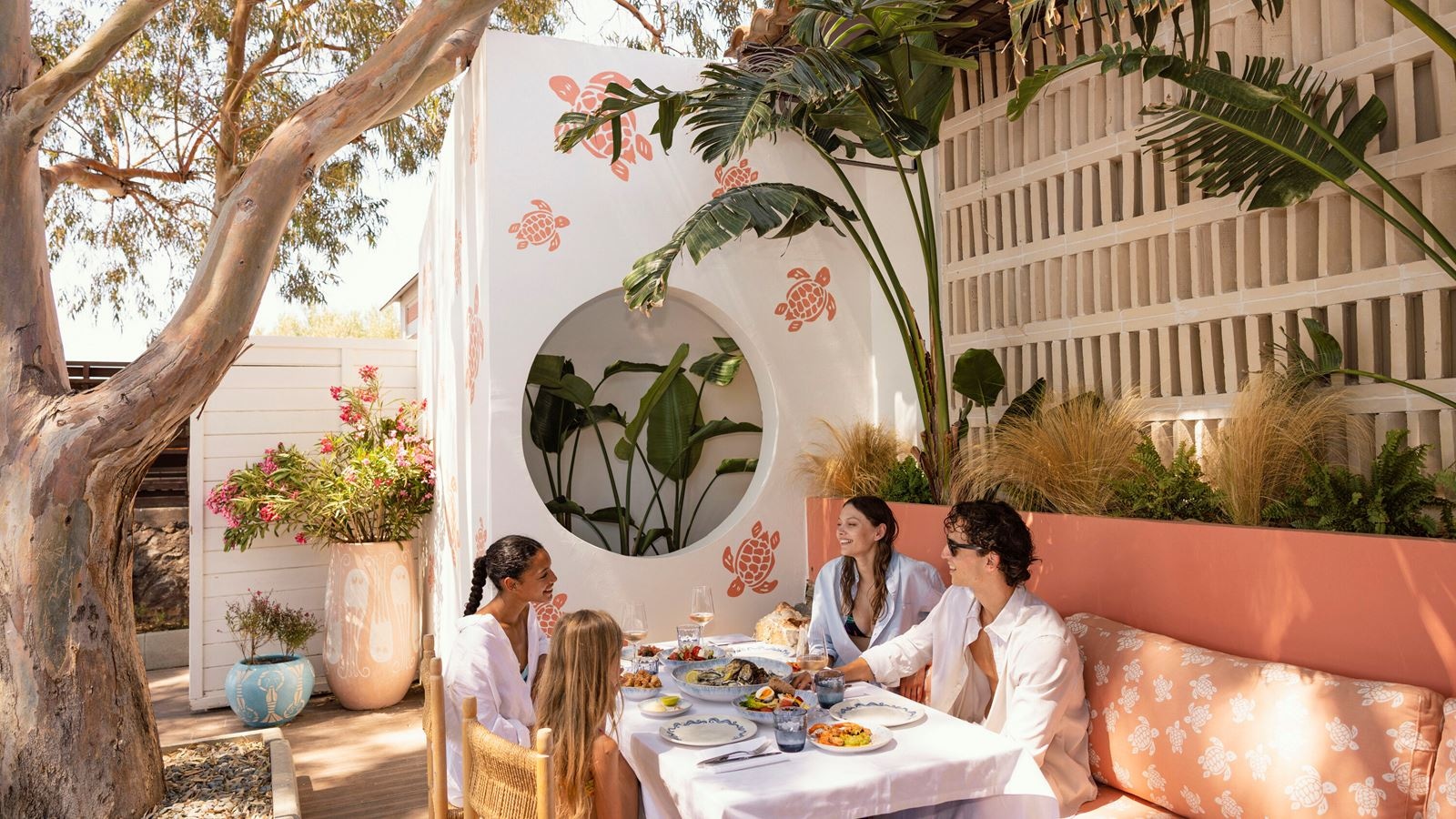 restaurants-vilebrequin-la-plage-restaurant