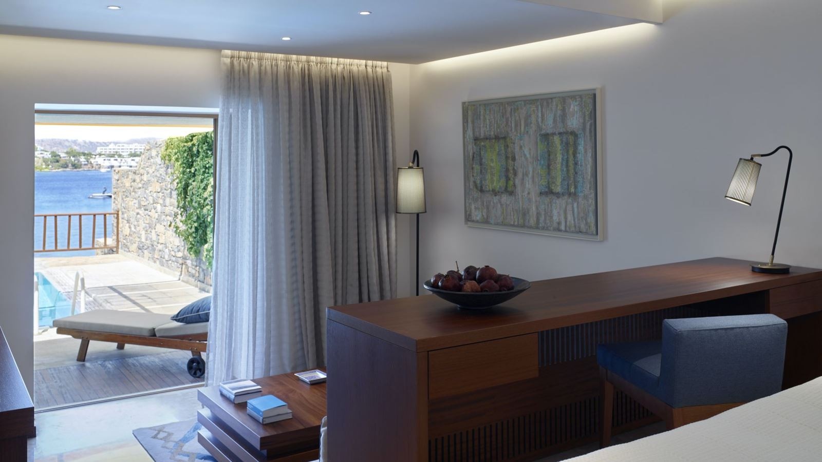 rooms-beachfront-junior-suite-with-private-pool