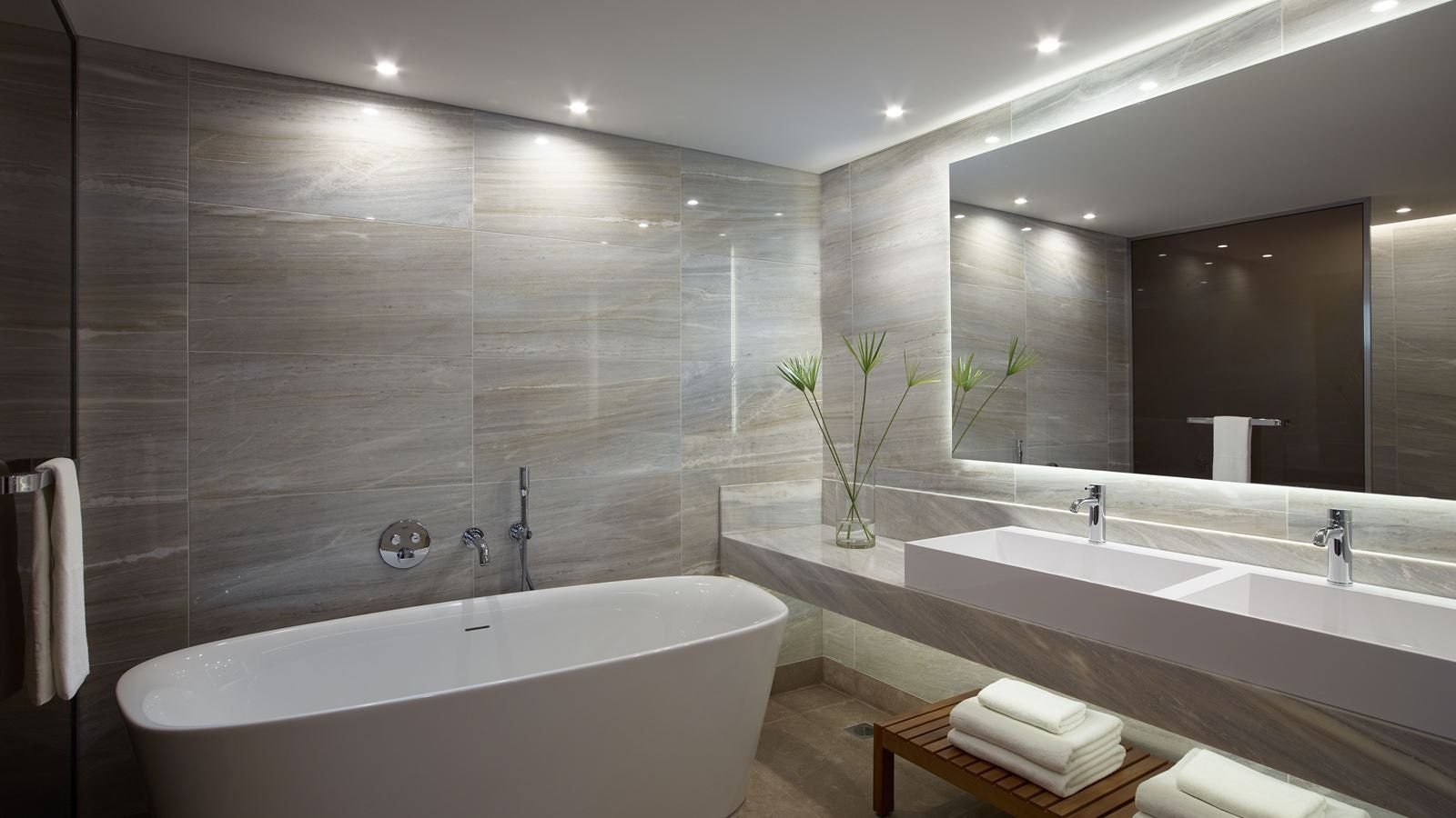 rooms-peninsula-grand-villa-two-double-and-one-single-bedroom-with-private-pool