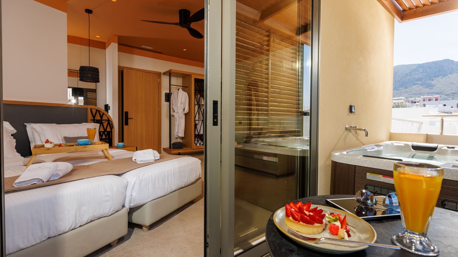 rooms-superior-de-lux-suite-with-jacuzzi-and-hammam