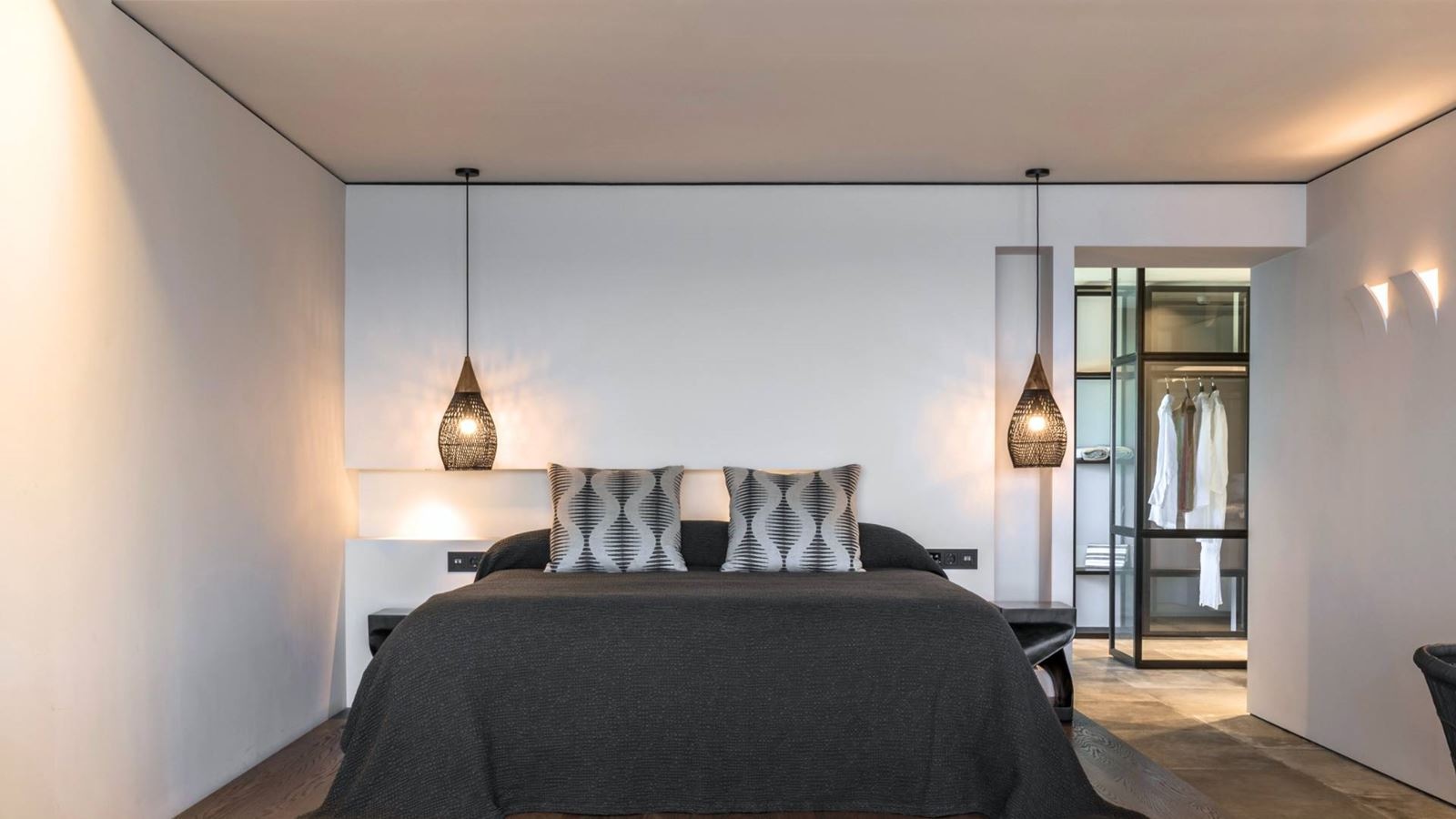 rooms-zen-beachfront-bungalow