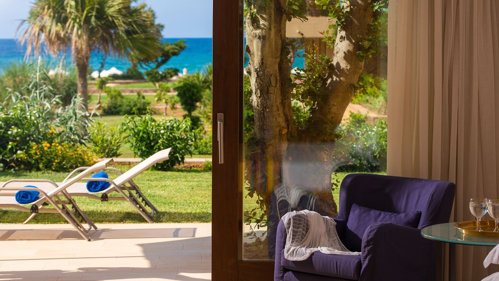 rooms-superior-bungalow-sea-view