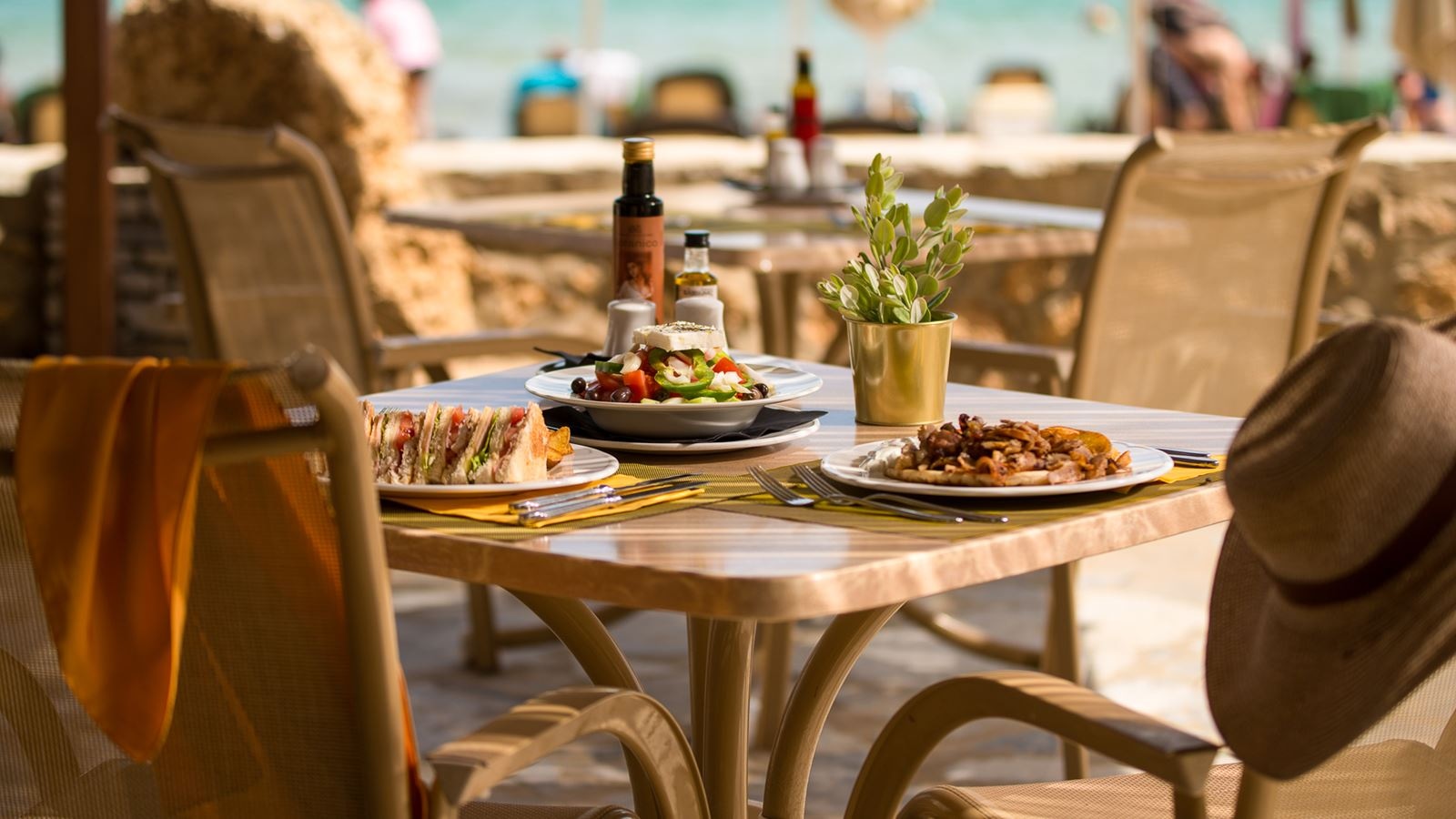 restaurants-tavernaki