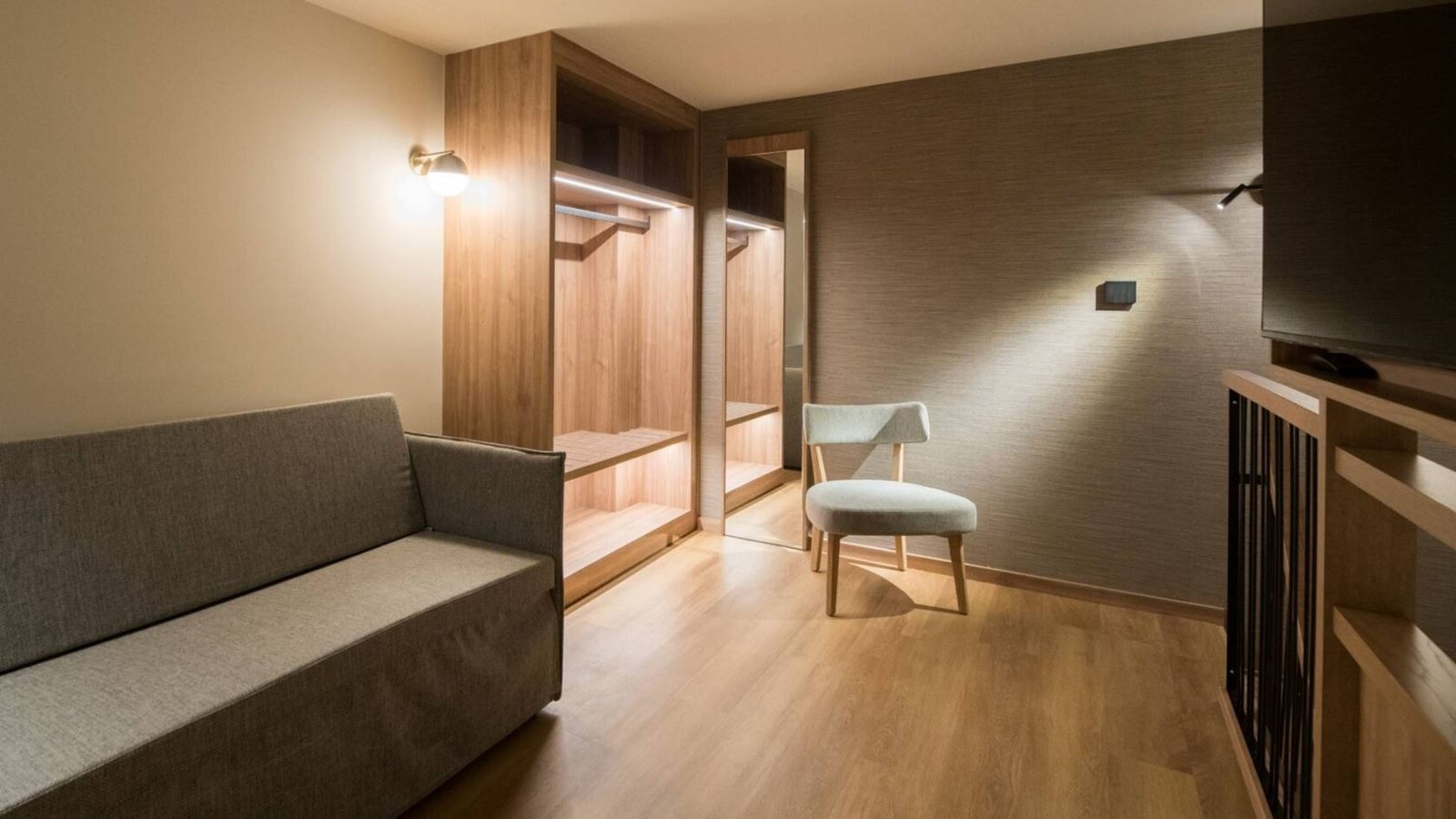 rooms-family-garden-view-maisonette