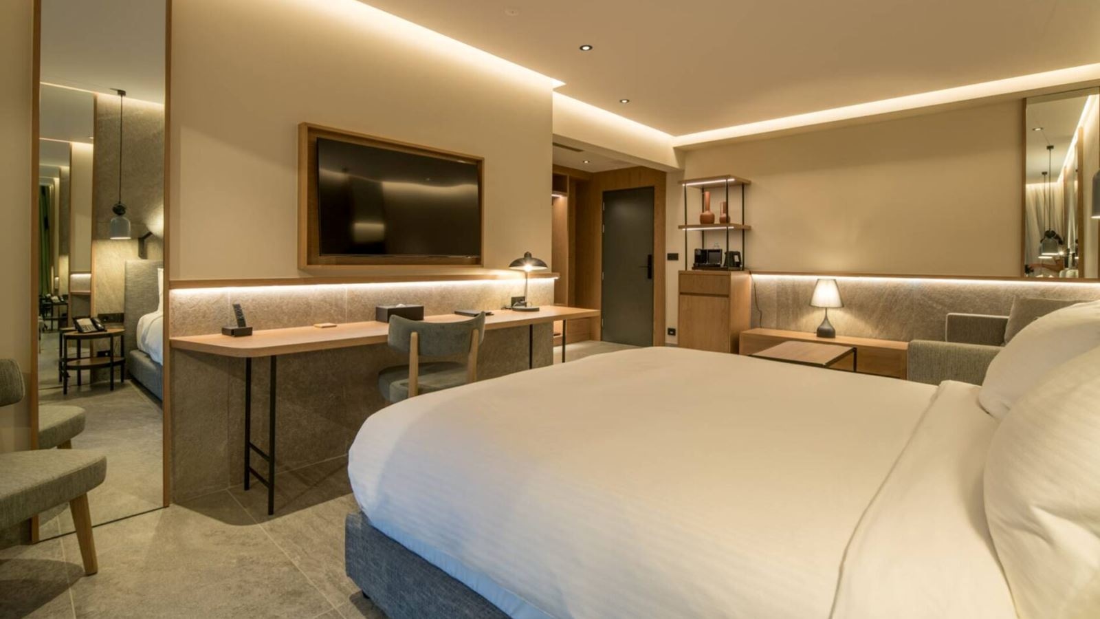 rooms-petite-suite-sea-view--private-pool