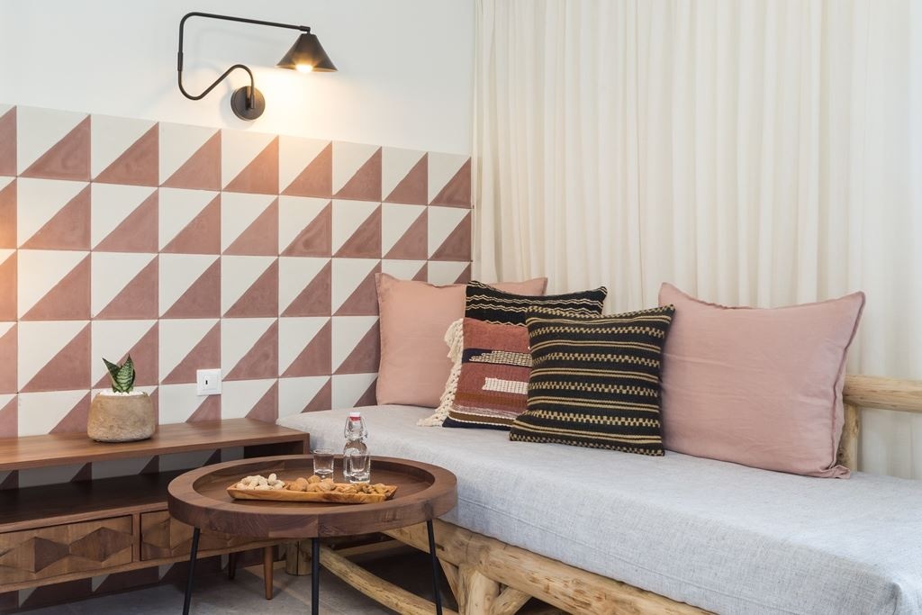 rooms-bungalow-pool-front-balcony-or-terrace