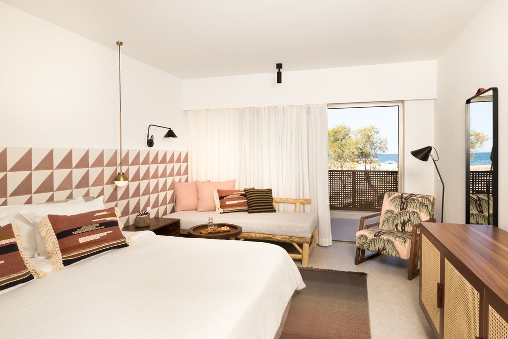 rooms-bungalow-side-sea-view-balcony-or-terrace