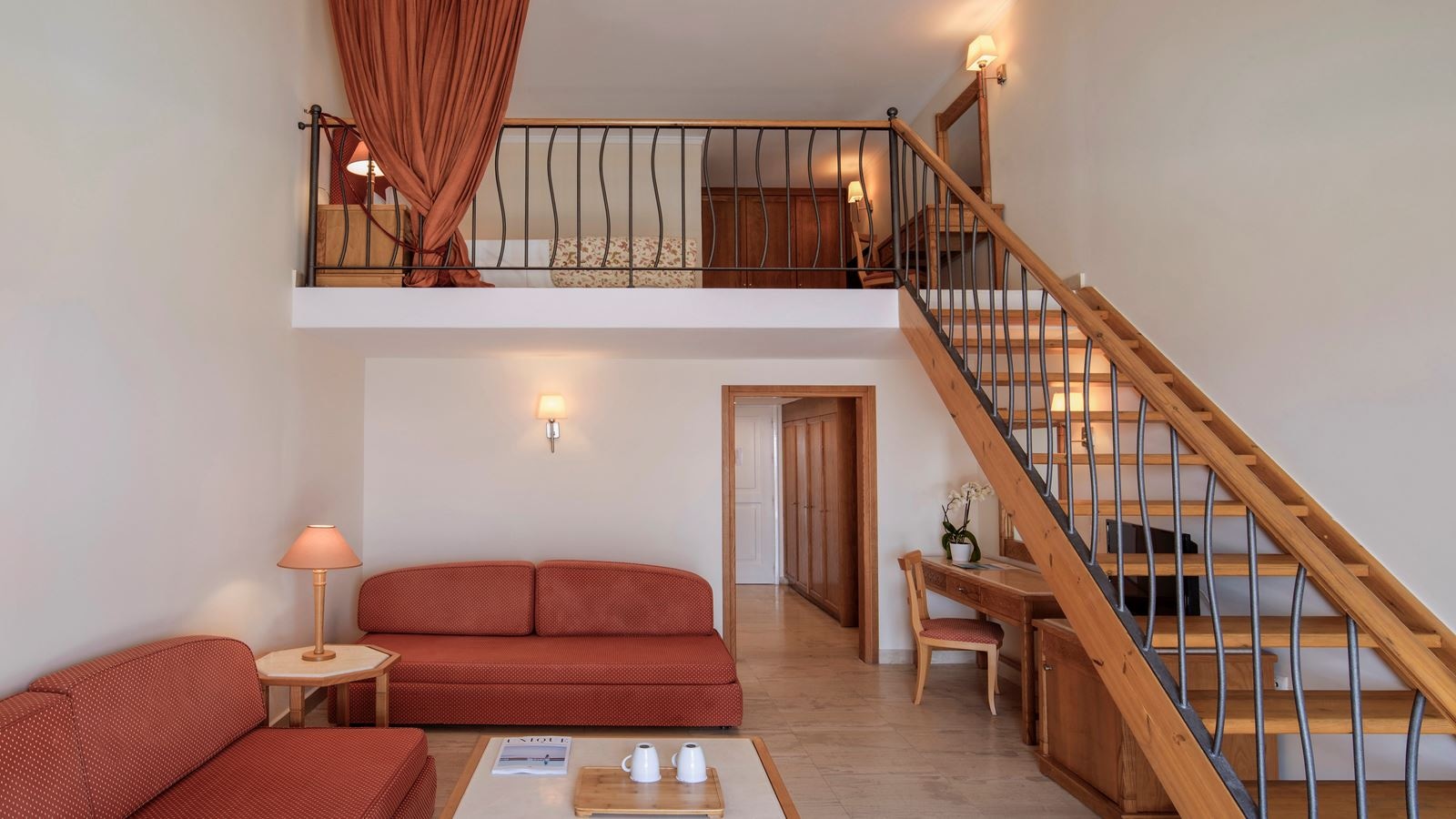 rooms-superior-maisonette-sharing-pool