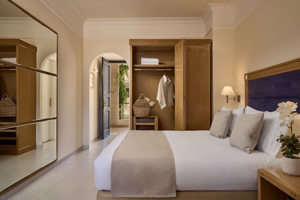 rooms-twin-side-sea-view