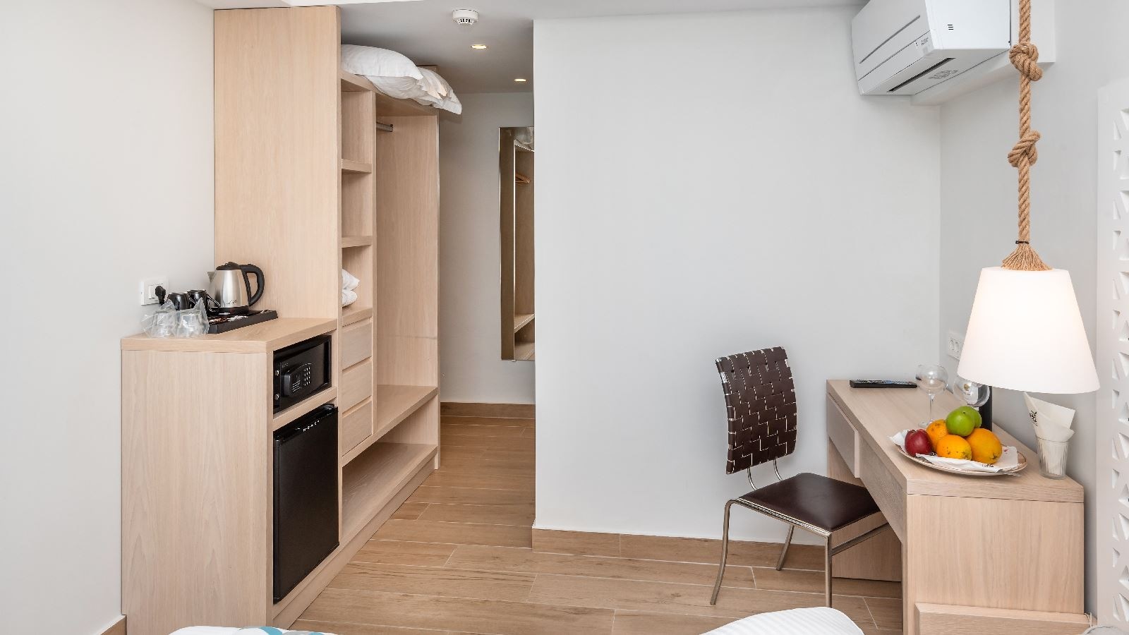 rooms-double-room--balcony