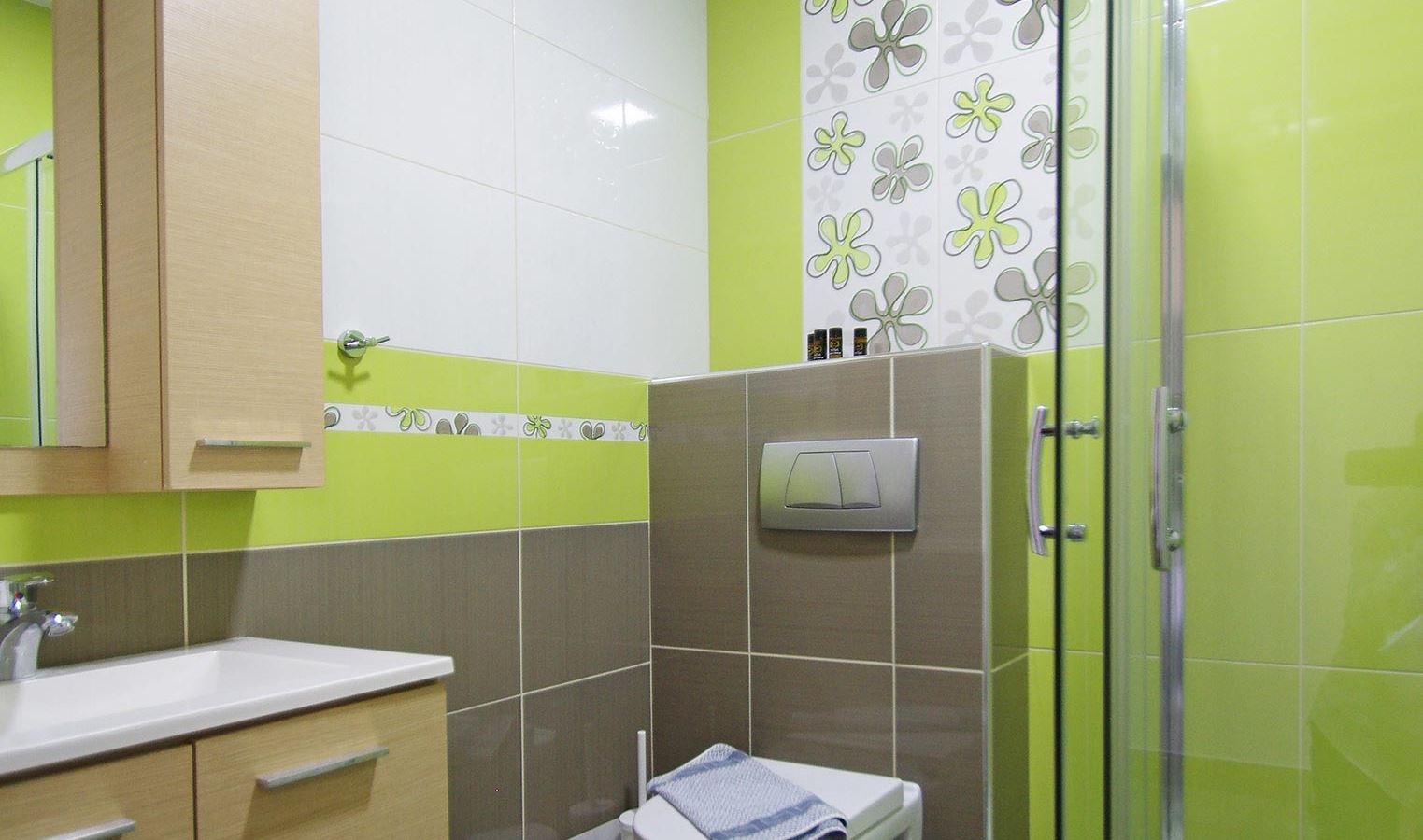 rooms-premium-double-room-balcony