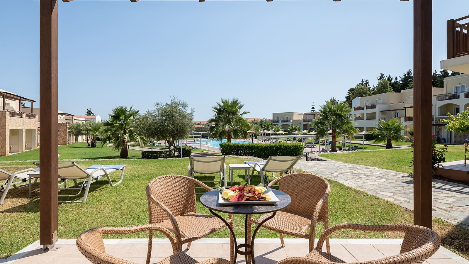 rooms-bungalow-superior-pool-view