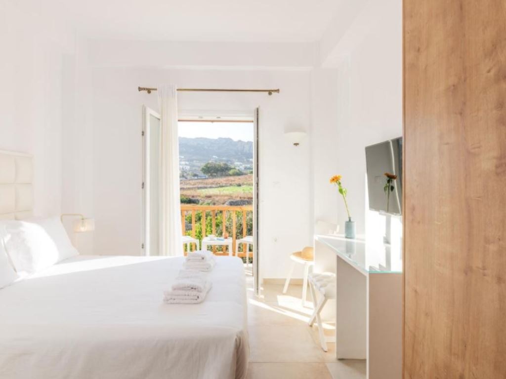 rooms-summer-is-on-room-for-2