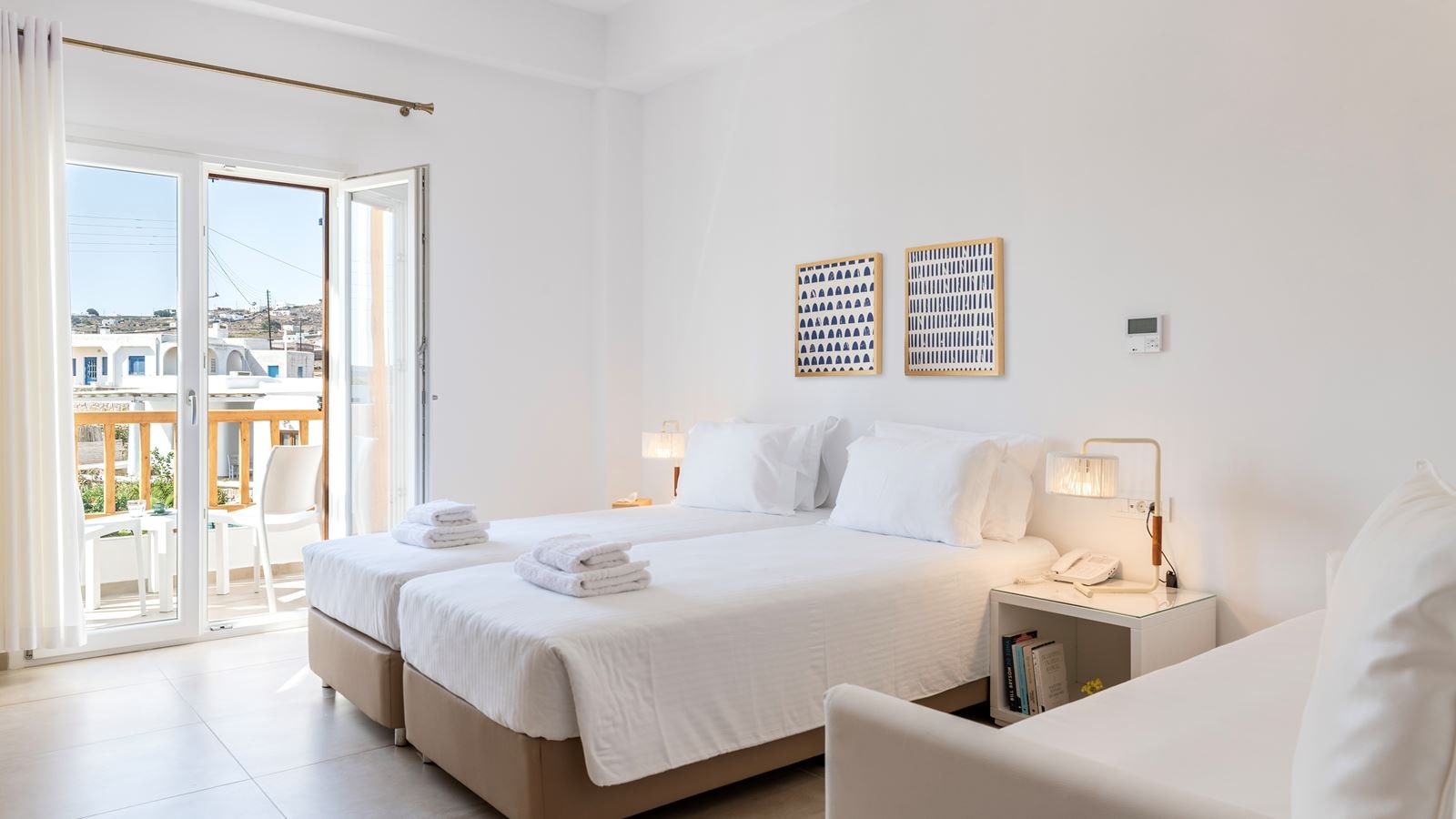 rooms-chill-out-room-for-3