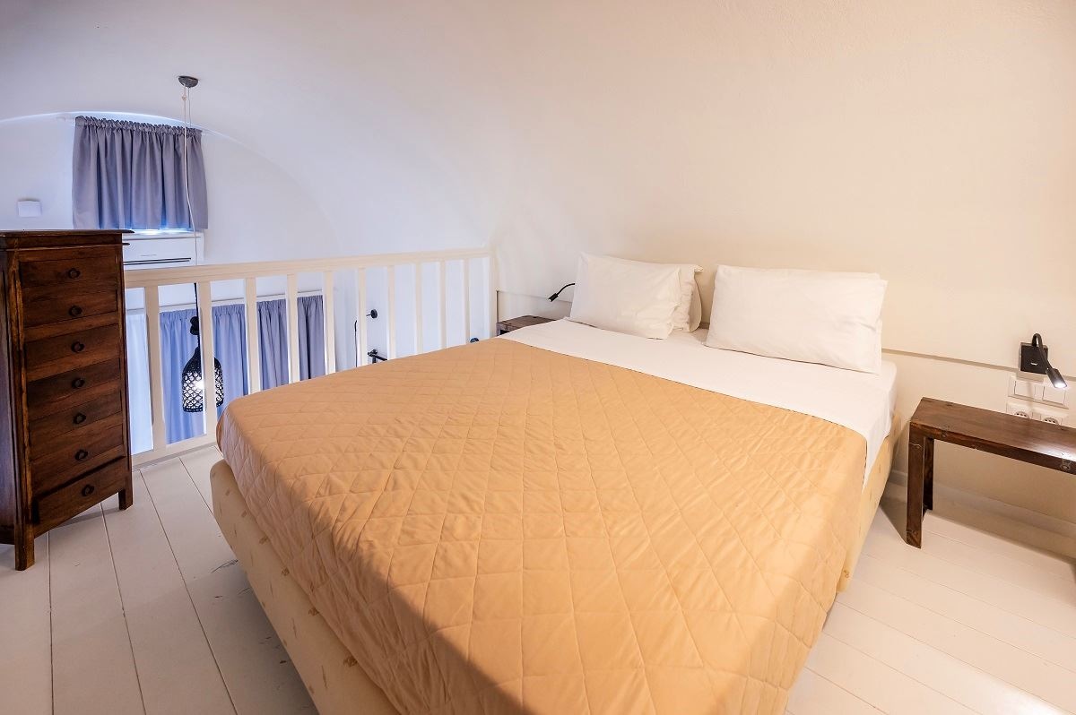 rooms-maisonette-with-private-pool--sea-view