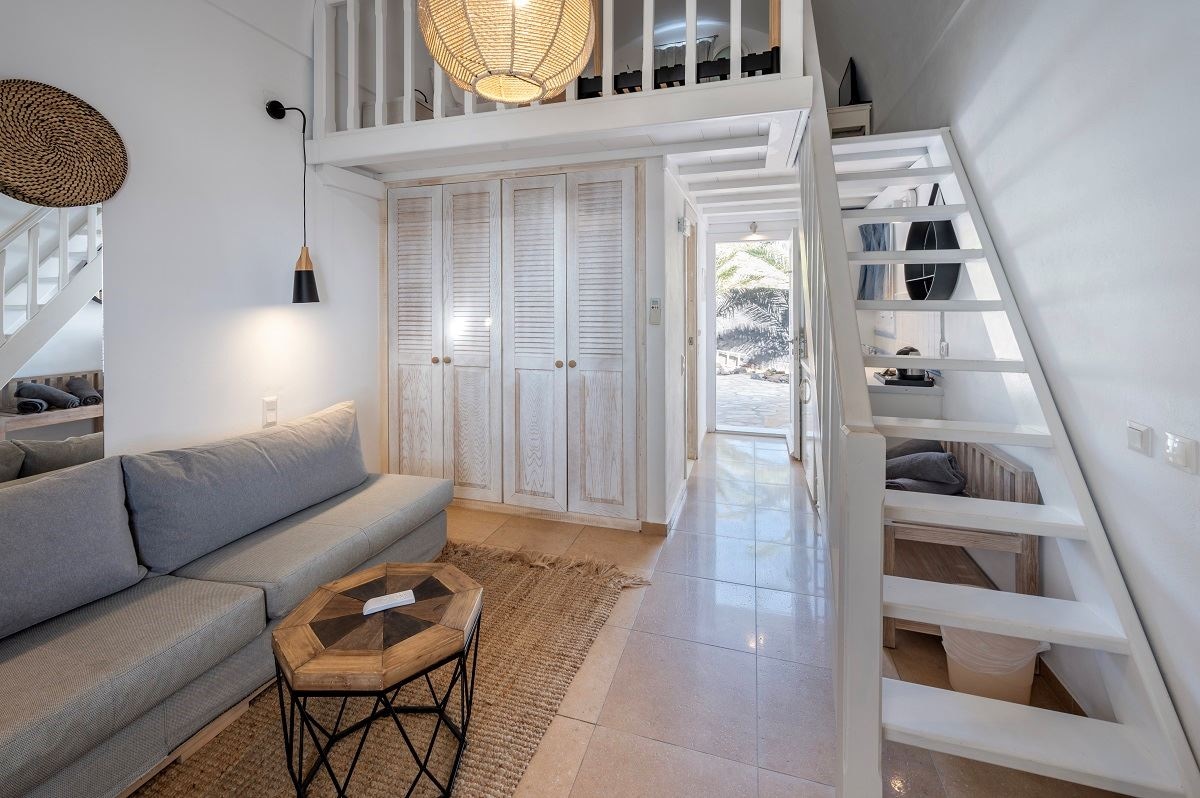 rooms-villa-with-private-pool