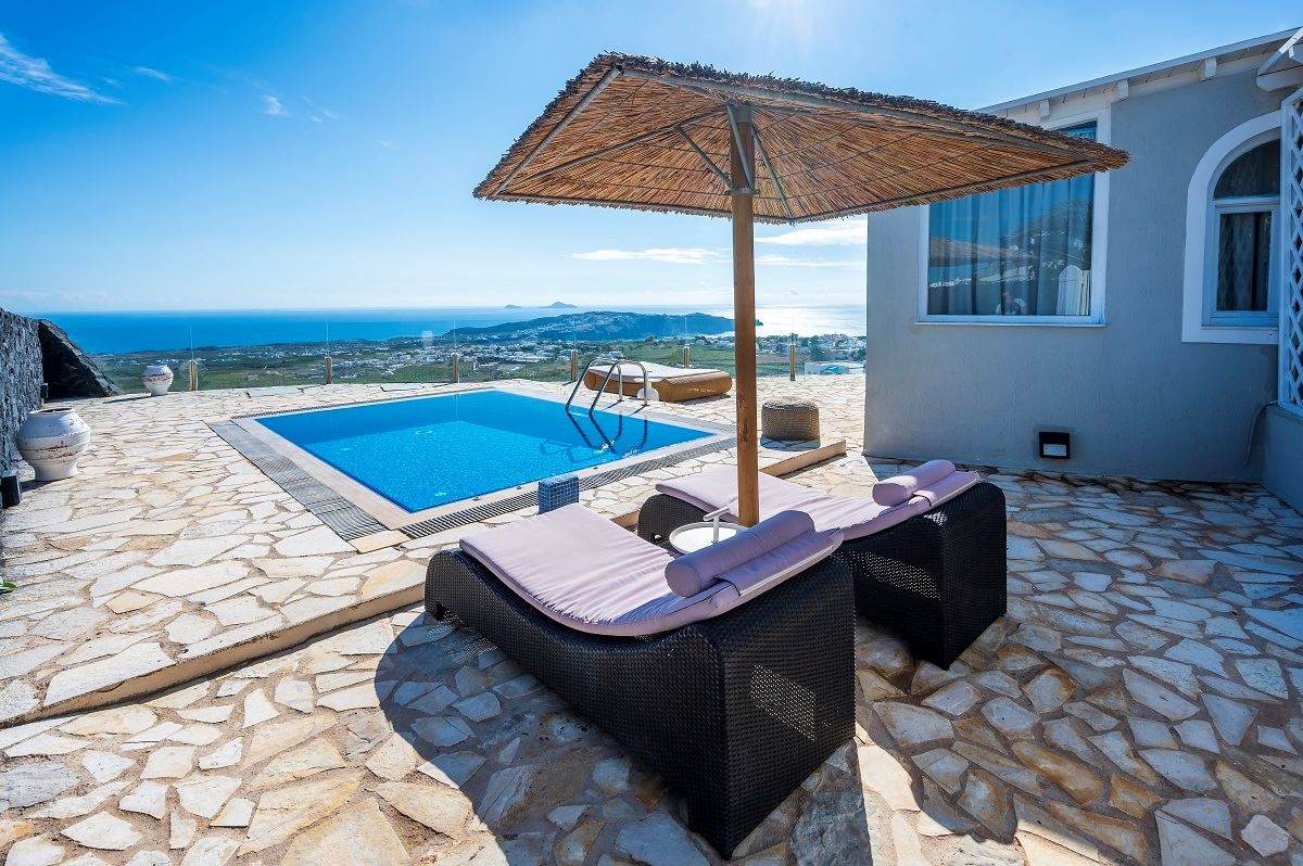 rooms-villa-with-private-pool