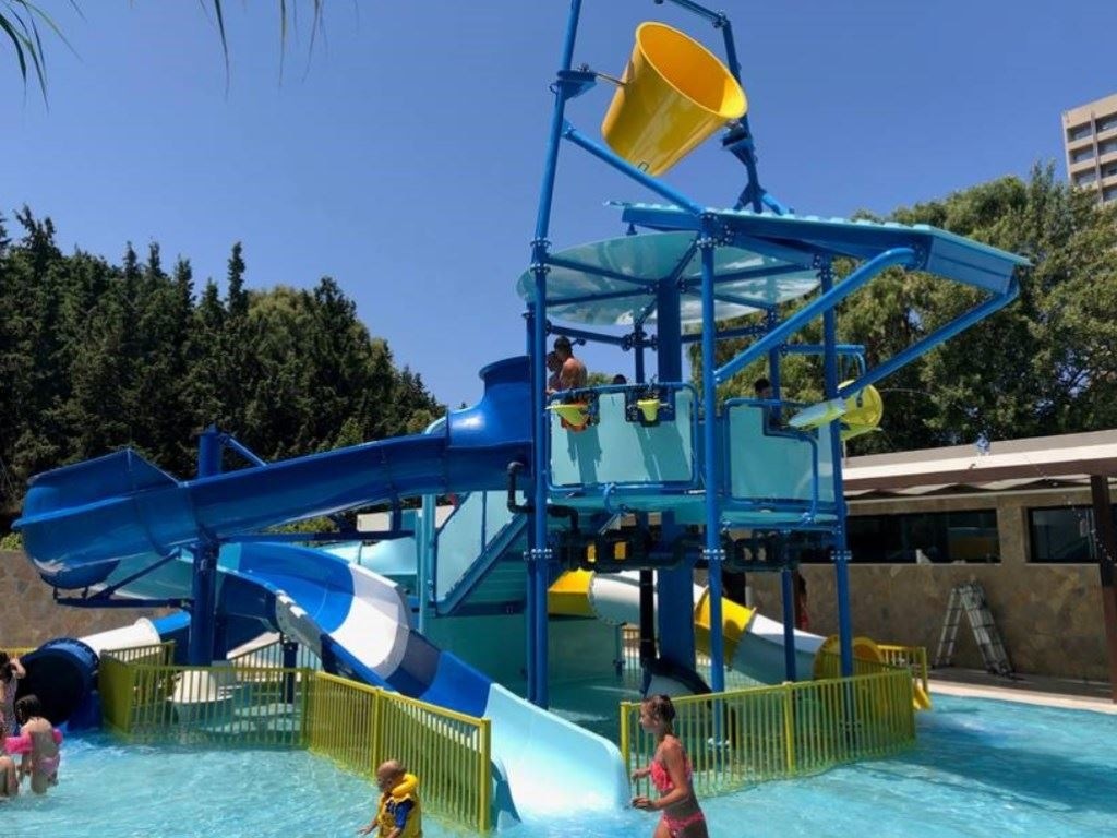 water-park-water-park