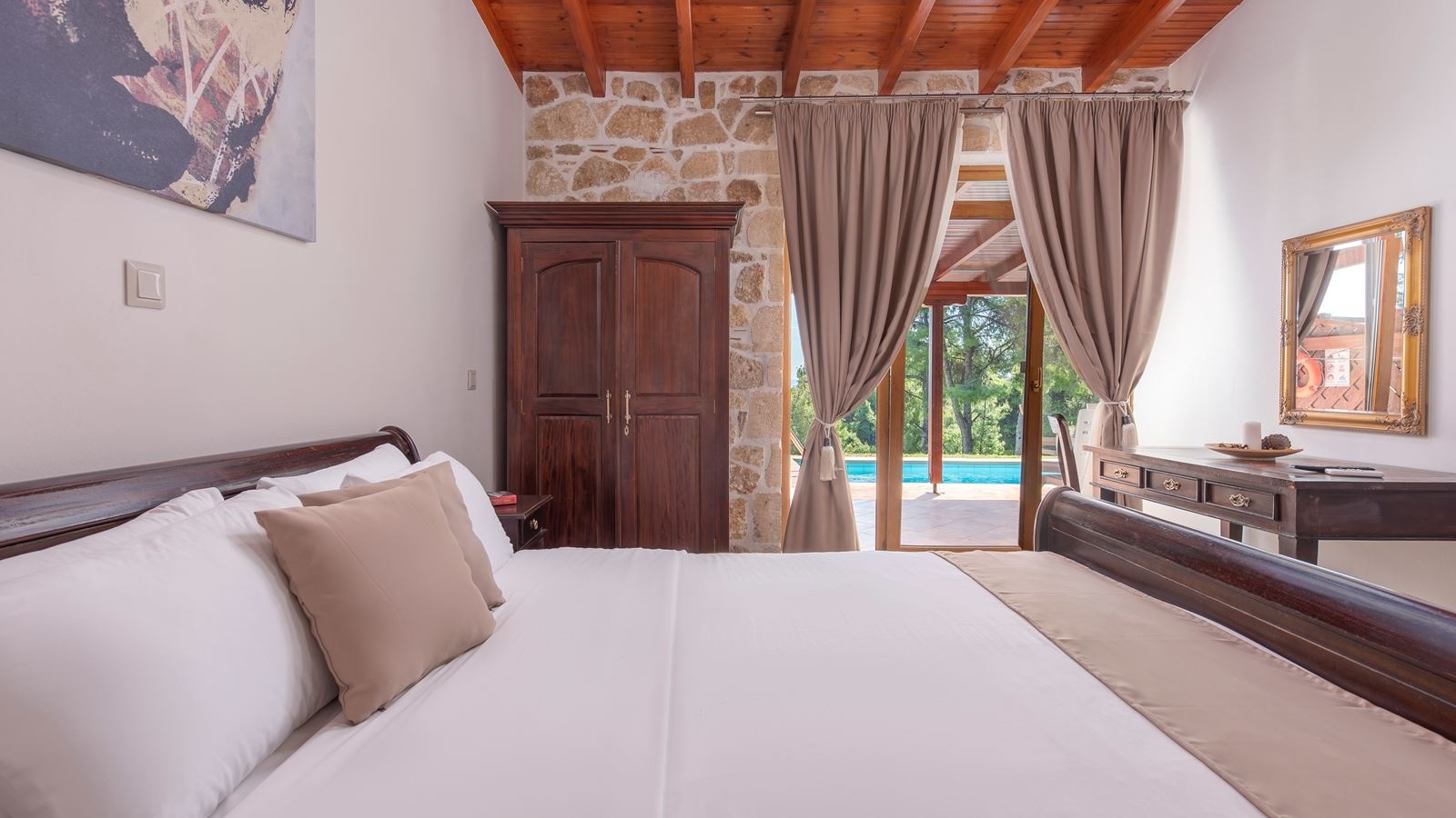 rooms-executive-suite-with-2-bedrooms-and-private-pool-villa