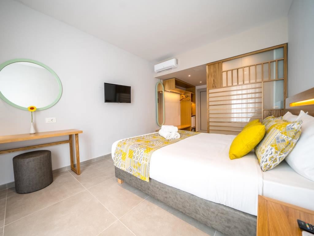 rooms-double-standard-garden-view