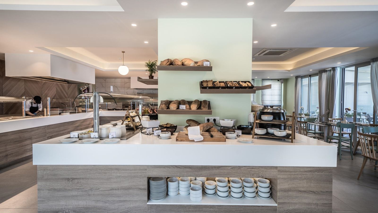 restaurants-main-building