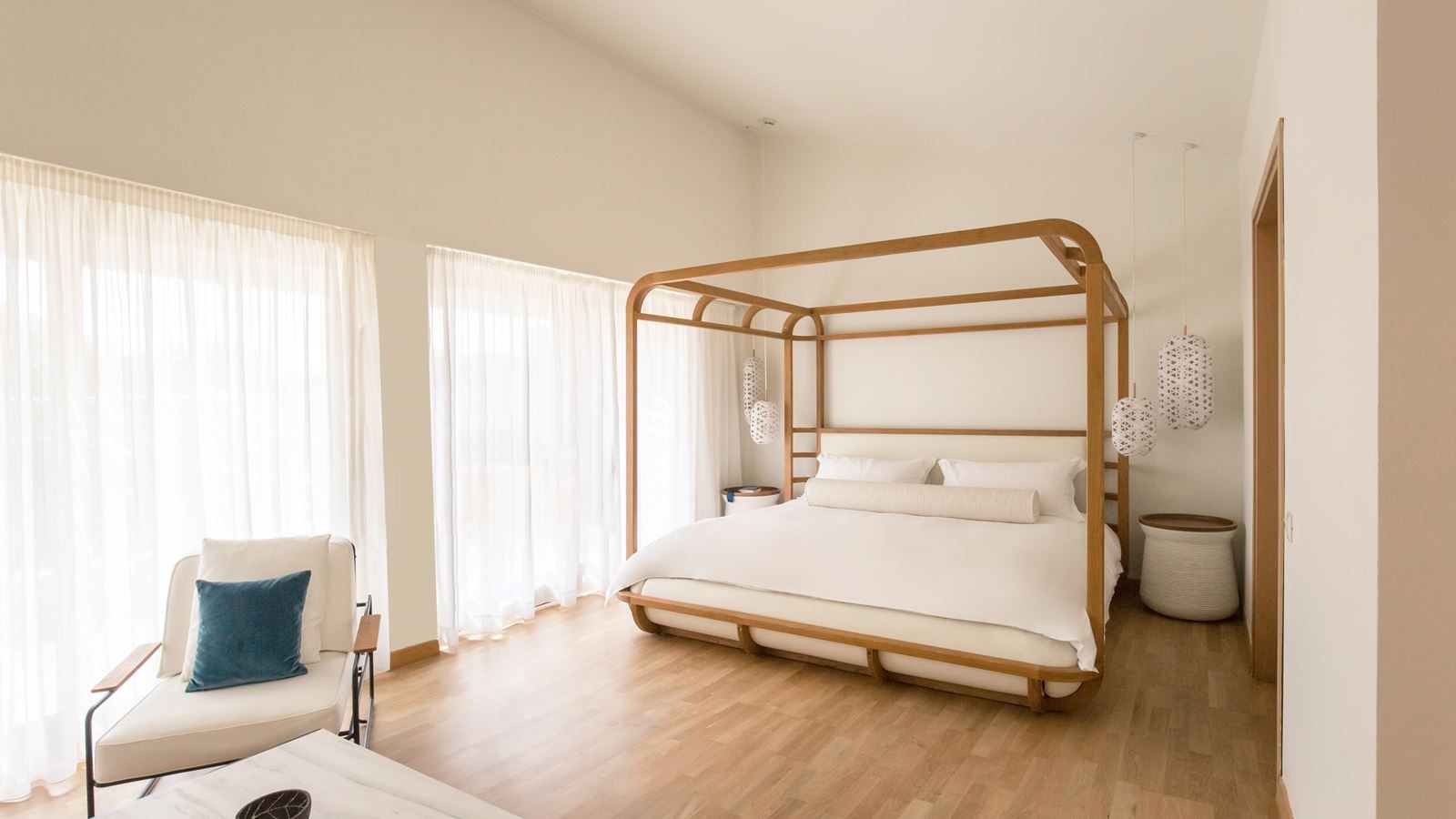 rooms-junior-suite-sea-view-private-heated-pool