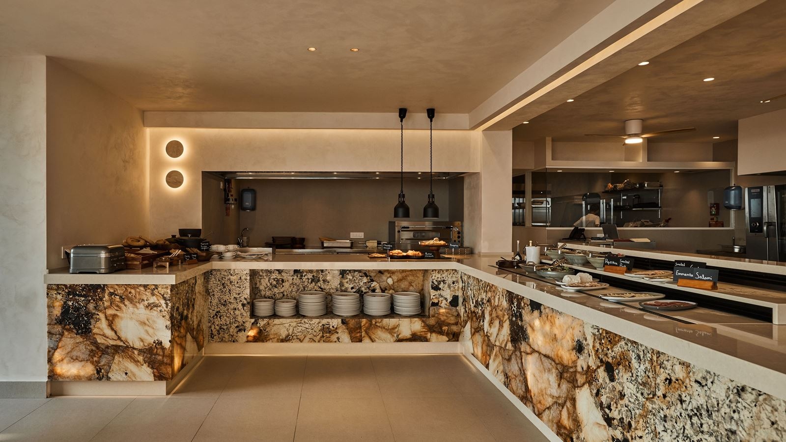 restaurants-main-restaurant