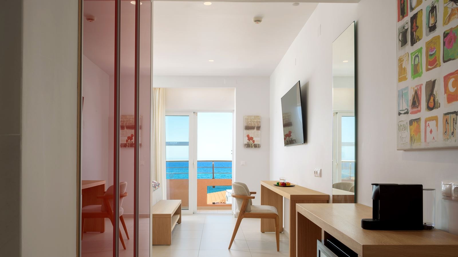 rooms-aqua-marine-suite-sea-view