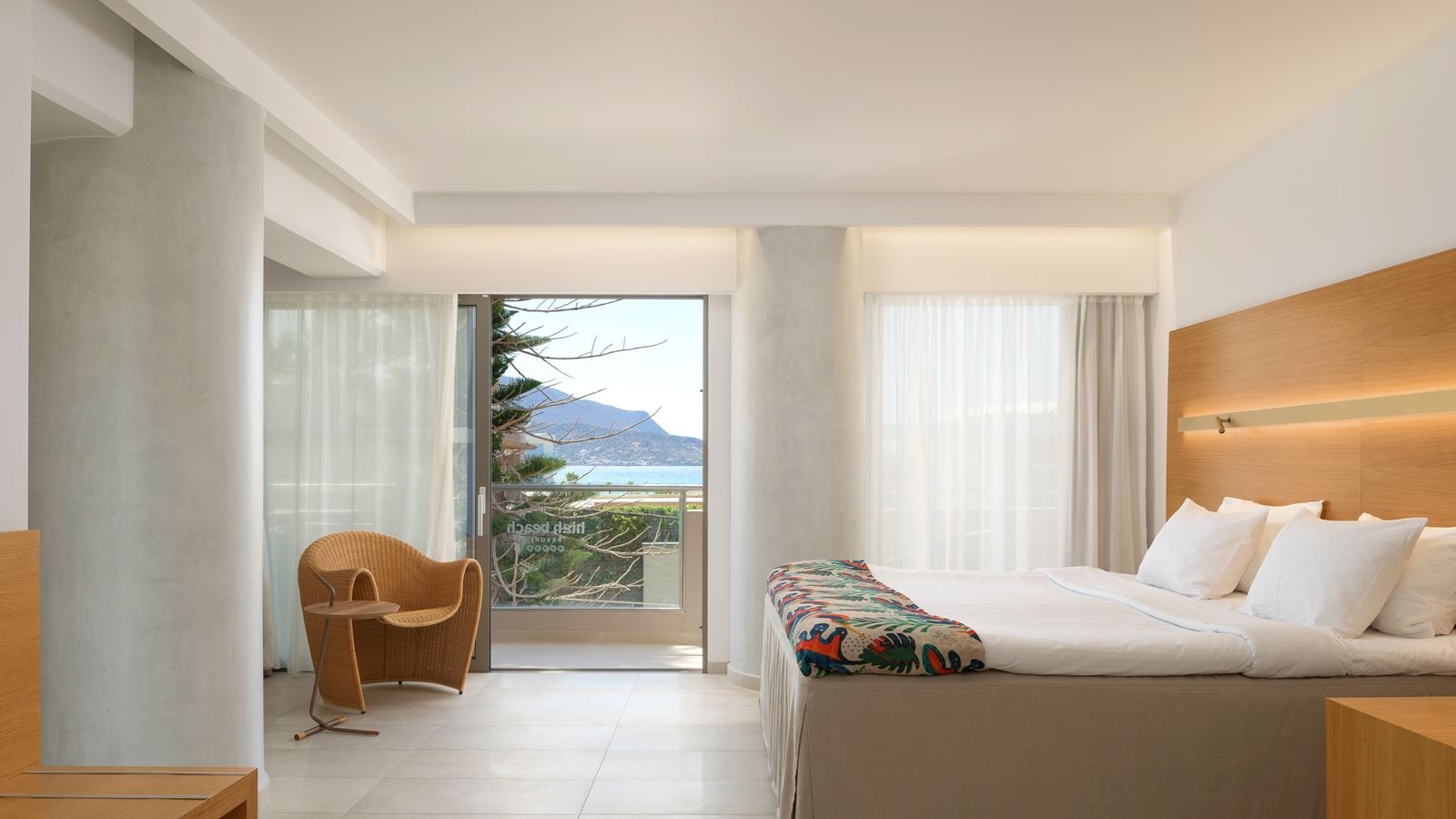 rooms-aqua-marine-suite-sea-view