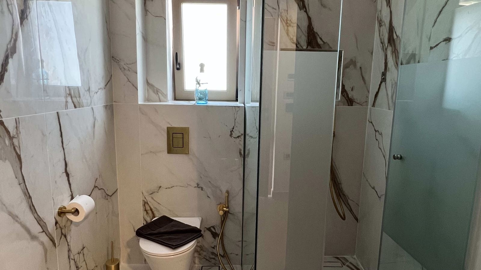 rooms-premium-double-room-seaview-balcony-or-terrace