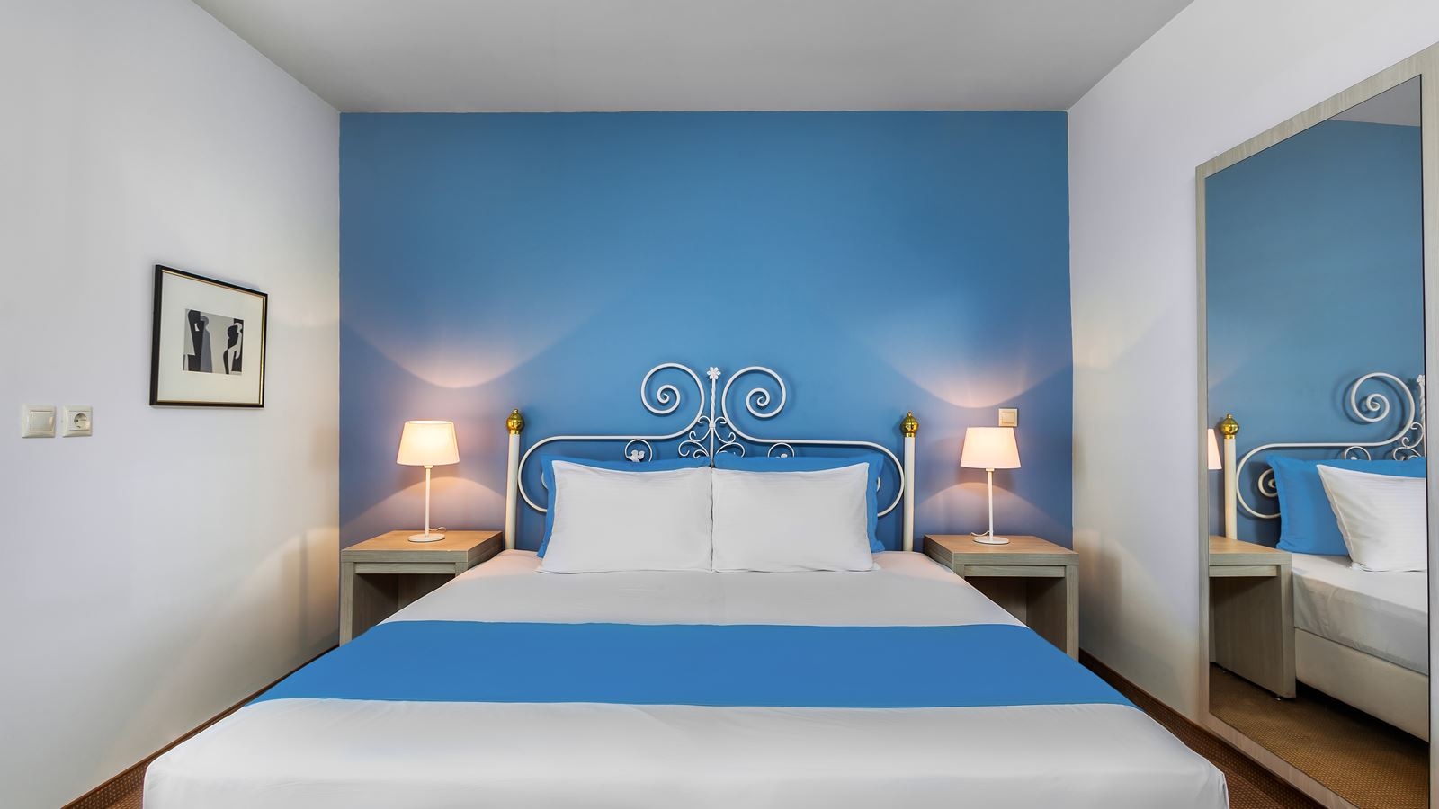 rooms-double-premium-room-land-view