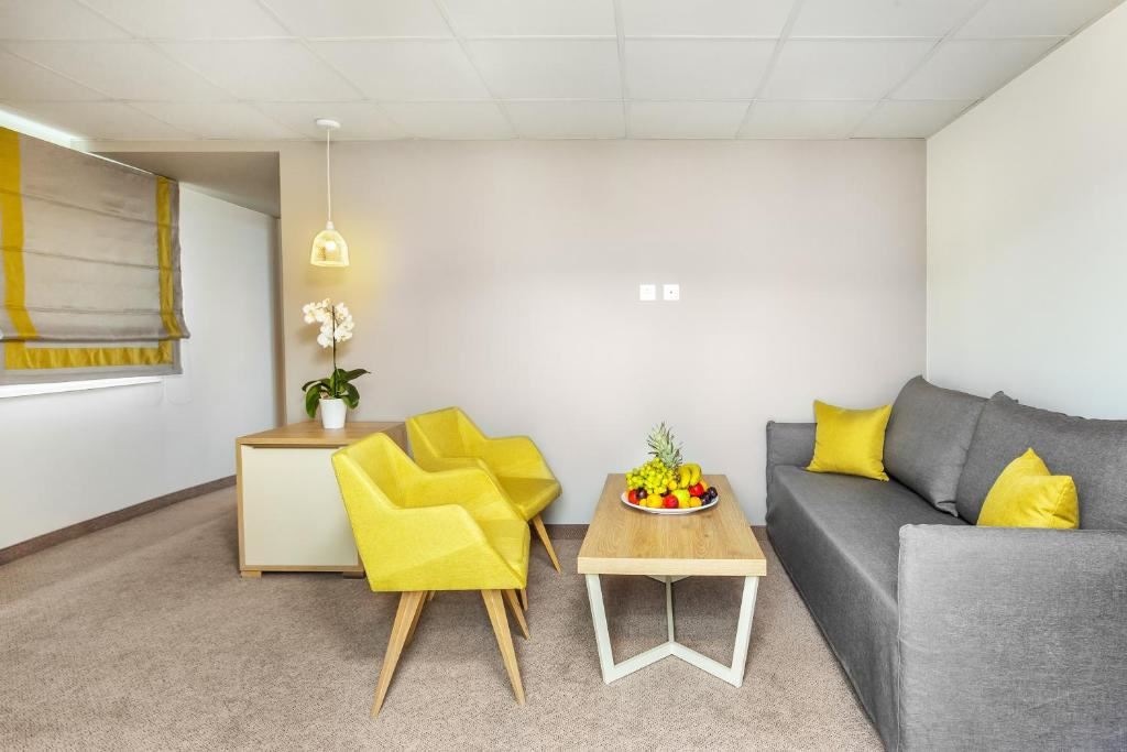 rooms-suite-deluxe-sea-view