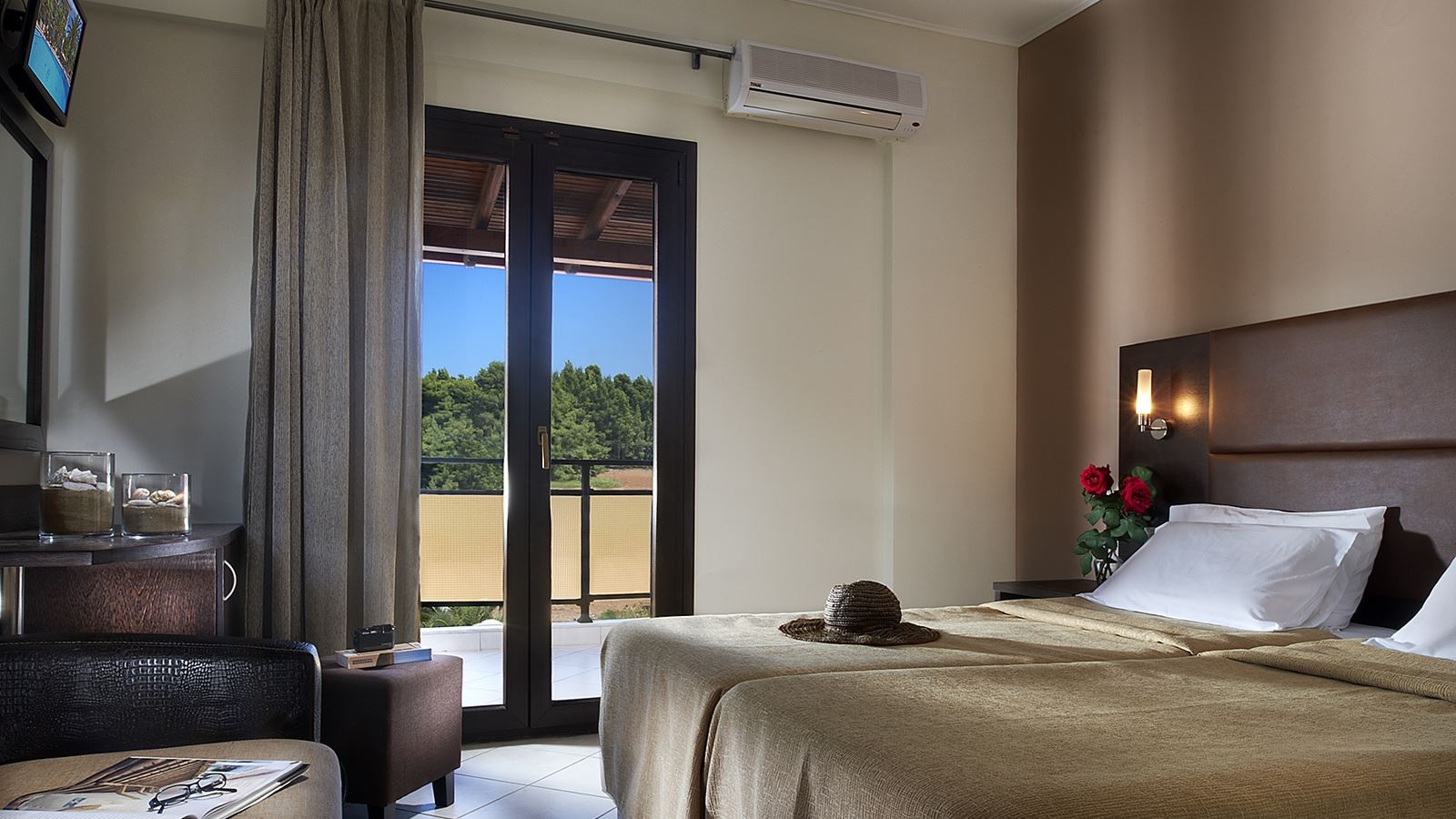 rooms-comfort-room-triple-balcony