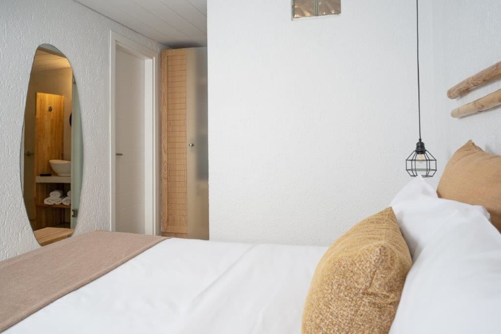 rooms-comfort-double-with-jetted-tub