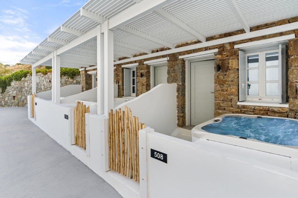 rooms-comfort-double-with-jetted-tub