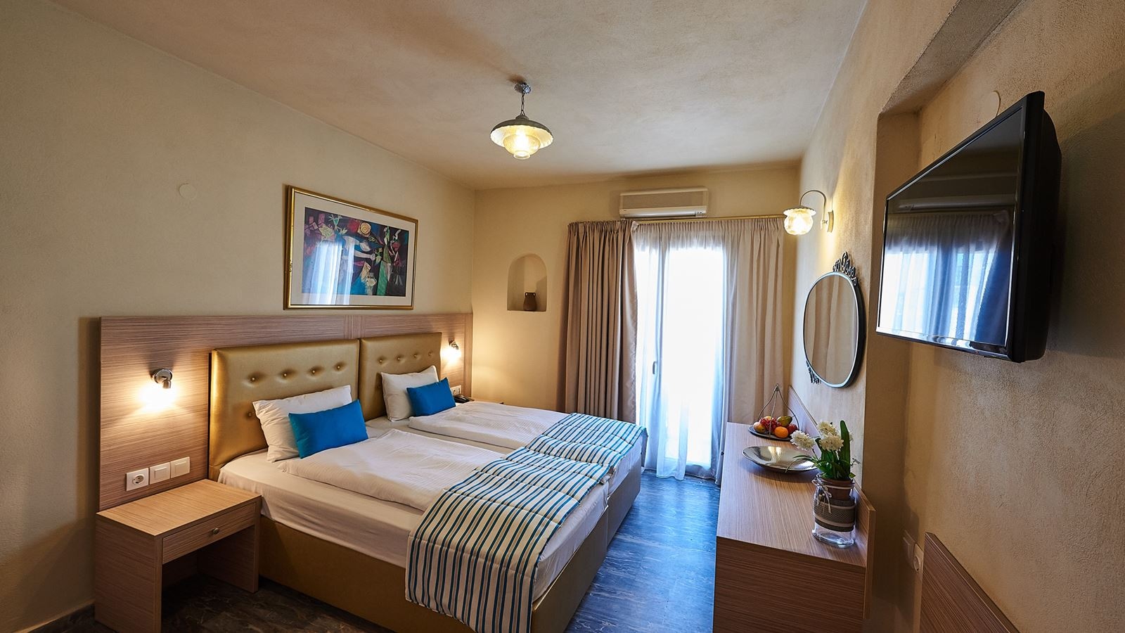 rooms-double-roomtwin-standard-balcony