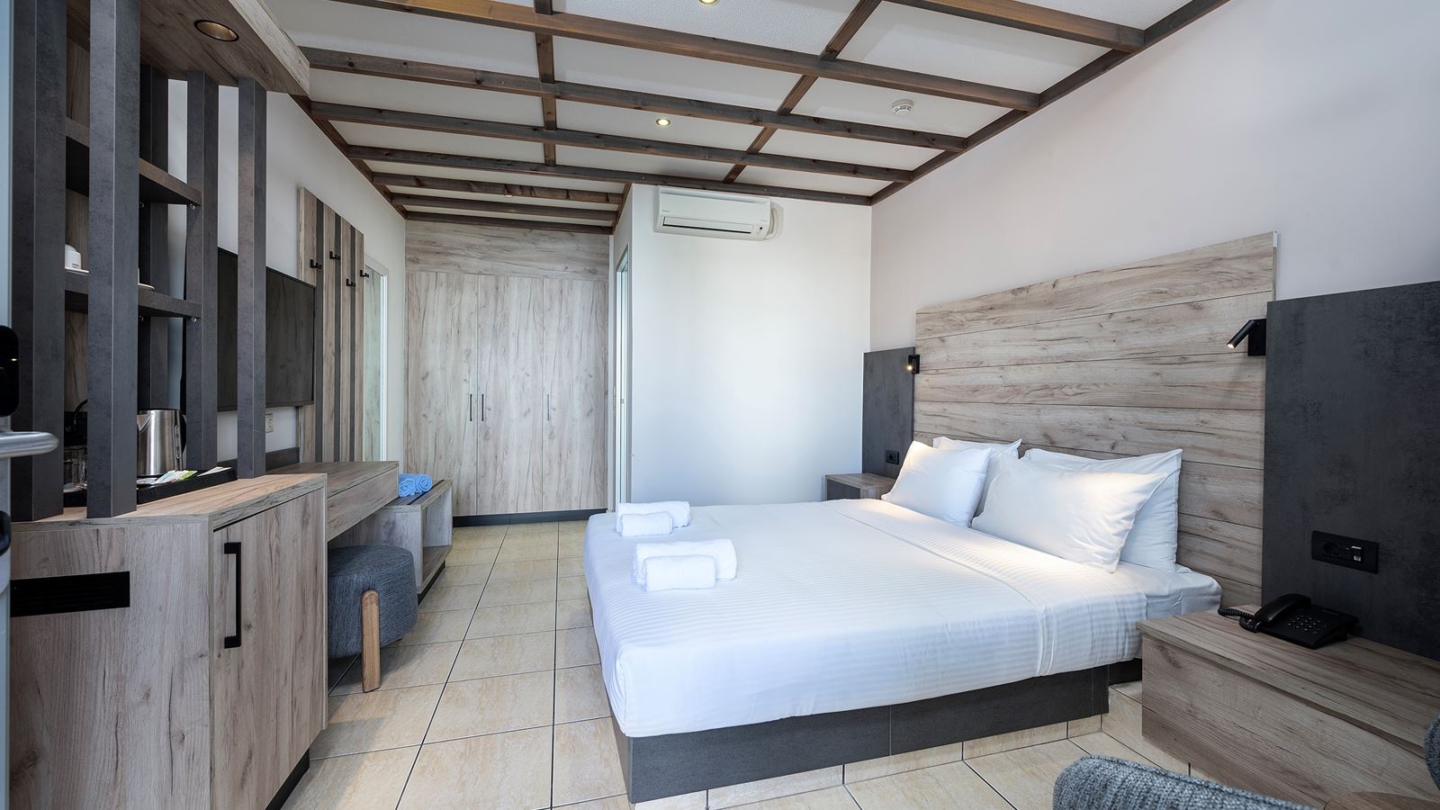 rooms-superior-double-room