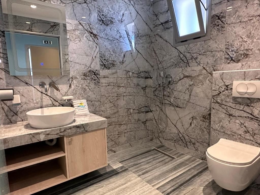 rooms-deluxe-double-room-with-sea-view