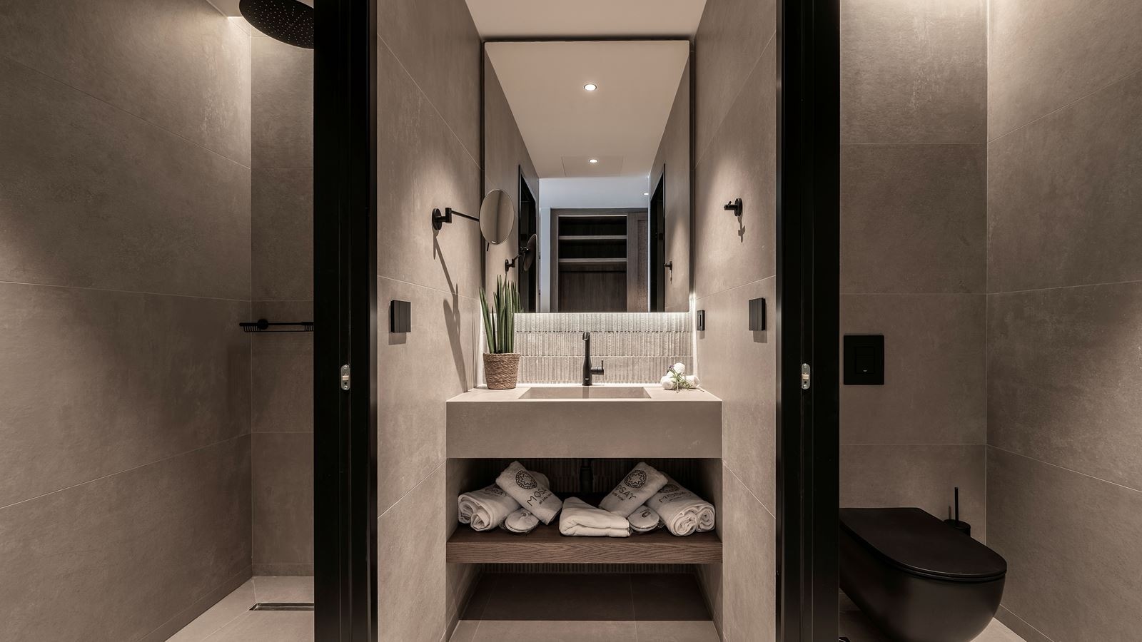 rooms-suite-superior-sea-view-with-balcony