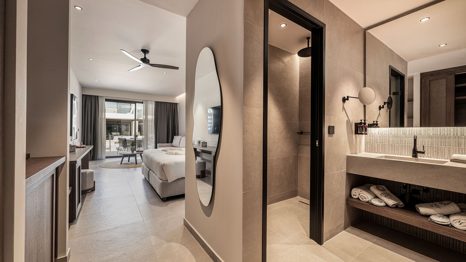 rooms-suite-premium-swimup