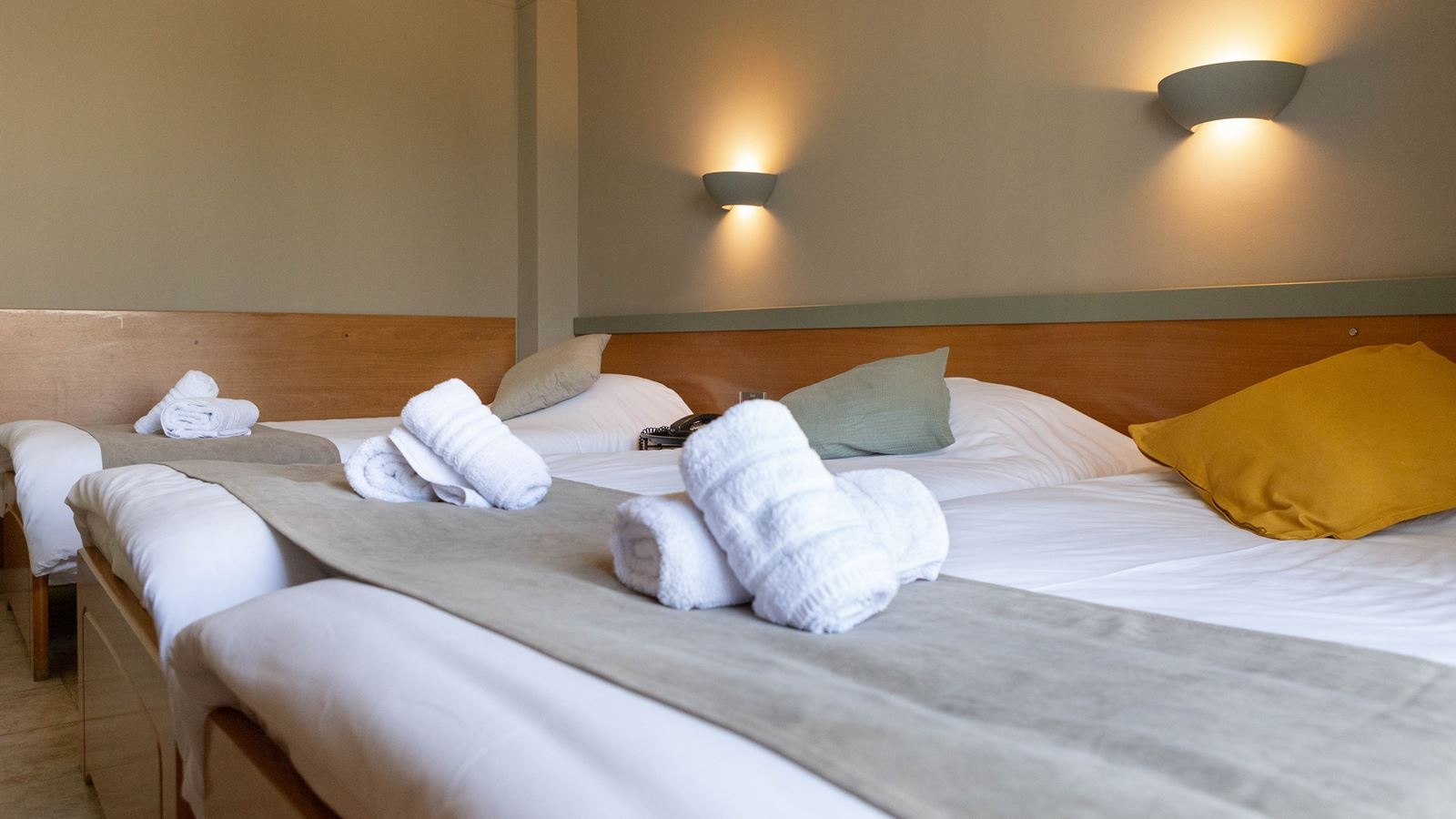 rooms-triple-standard