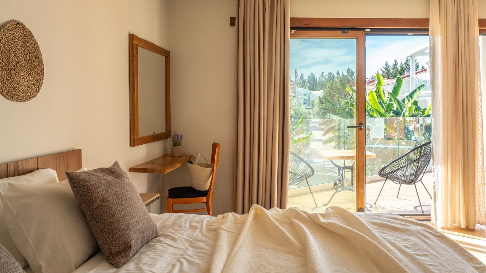 rooms-prenium-triple-room