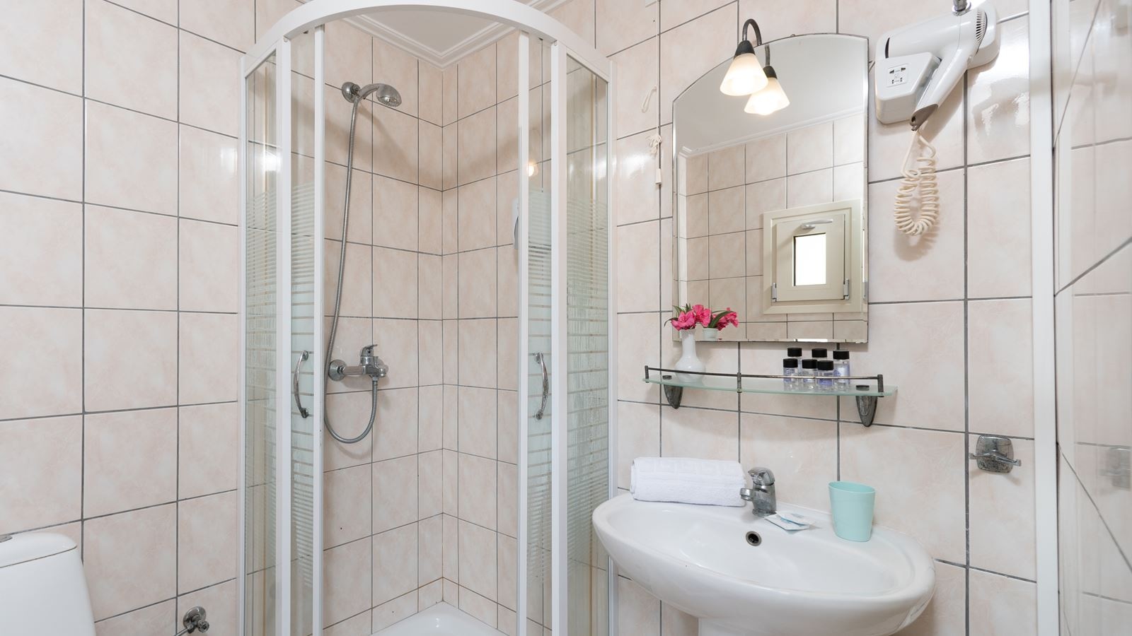 rooms-family-large-bunkbed-sea-view-balcony-or-terrace