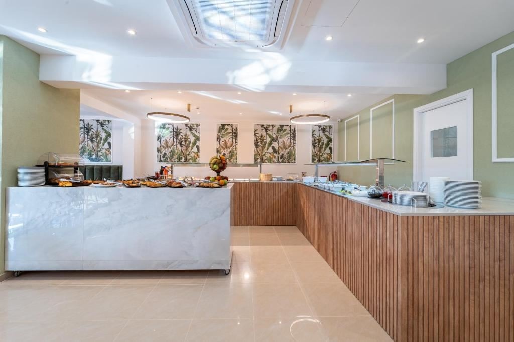 restaurants-restaurants