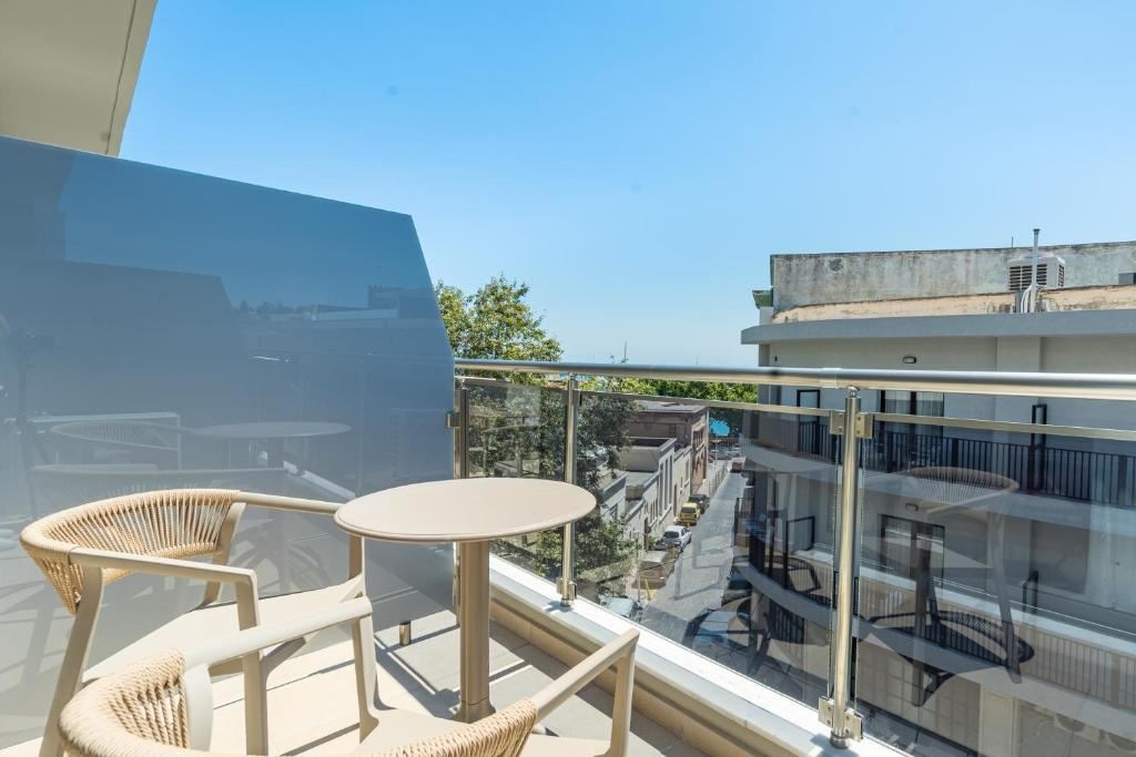 rooms-deluxe-junior-suite-|-capacity-2