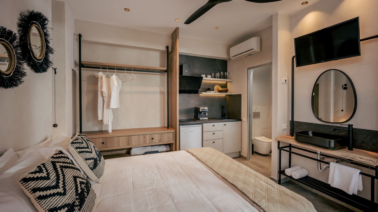 rooms-suite-junior-double