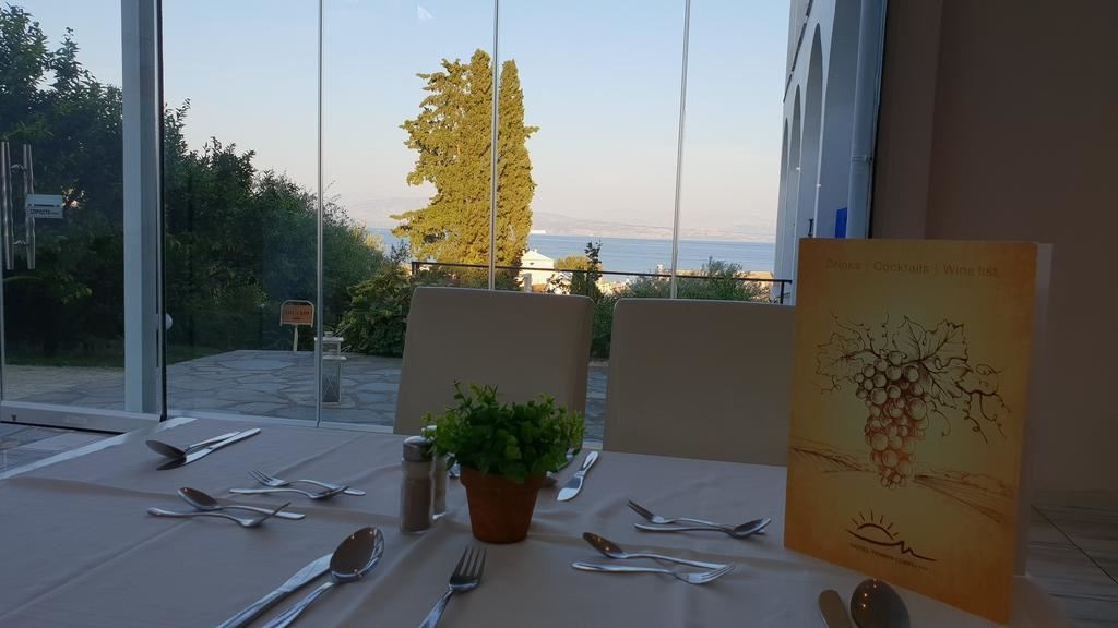 restaurants-thalassa-restaurant